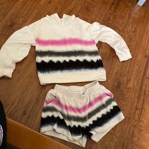 Long sleeve multi color light sweatshirt with matching shorts. Barely worn